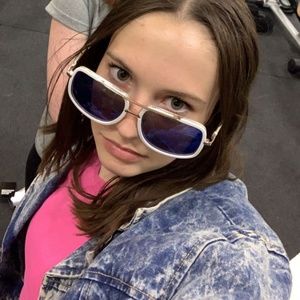 Meet your Posher, Morgan